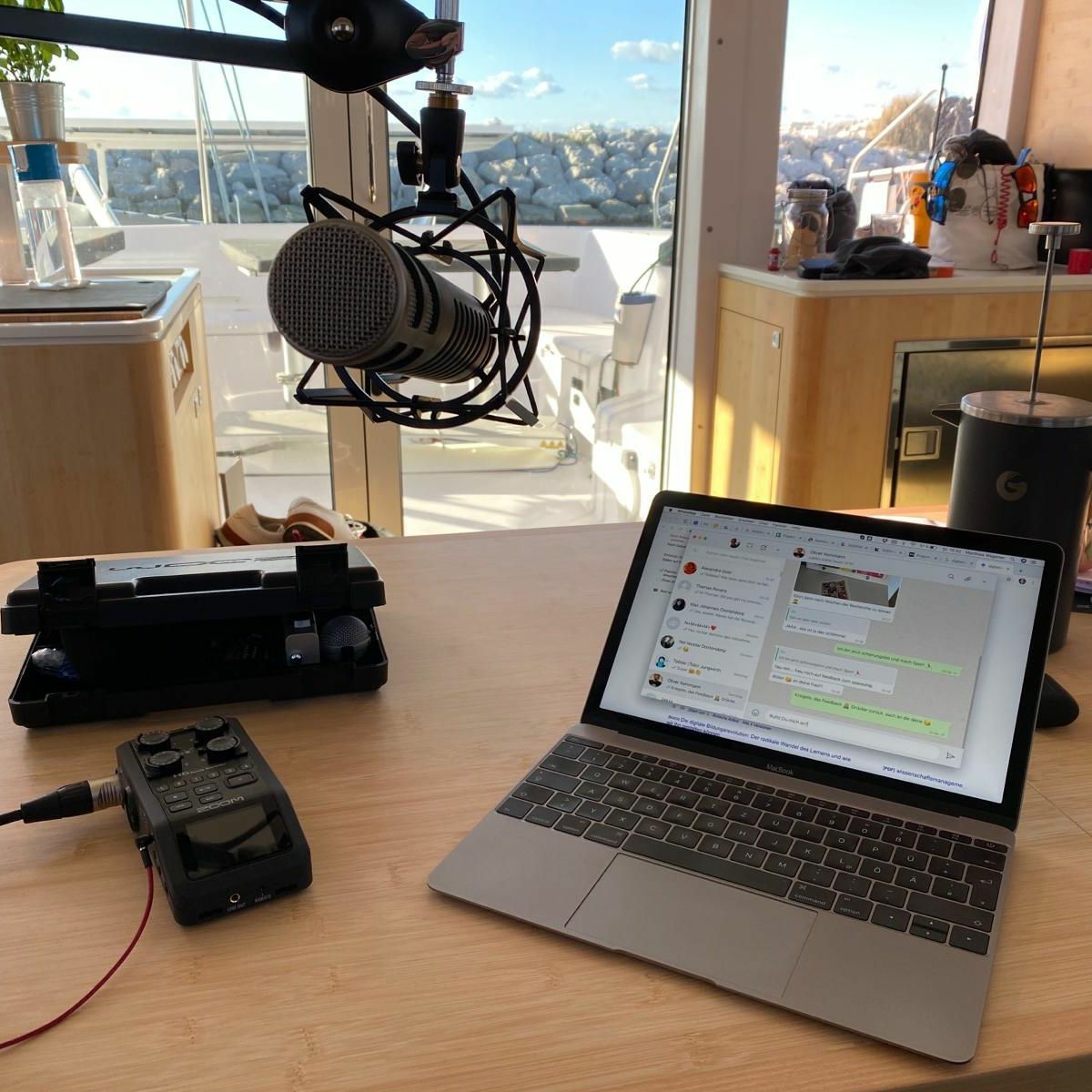 Leerstellen Folge 001 - "Der gute Kapitän schmeckt erstmal am Wasser"