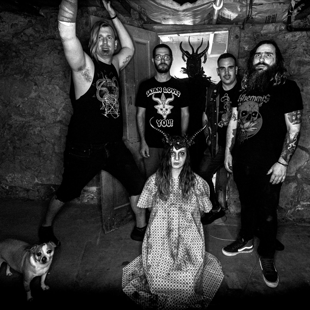 Horned Wolf Singles 2022
