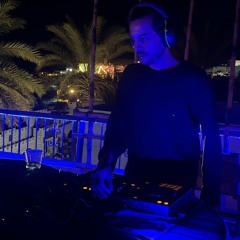 01 MELODIC TECHNO
