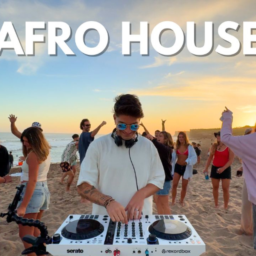 Stream Playing Afro House On The Beach Until People Dance By Maldo
