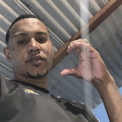 MC PQD OLHA MEU BONDE PASSANDO  BEAT SERIE GOLD - DJ LR DE MACAE ( K😂🤣 )