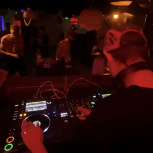Dimensionswahn [169BpM]