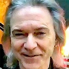 Lawrence Gowan on Las Vegas, Metal Love & Touring America