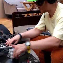 Yuriy Ruta x RTS.FM x Megapolis.Fm x Vinyl Garage Market 26.06.22