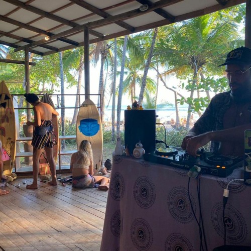 Santa Teresa Dancing
