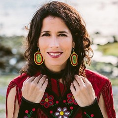 Podcast-Interview with Andrea Menard on collaboration, education and reconciliation through music