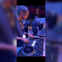 POLO LOUNGE ON A SATURDAY (FIRST TIME ON THE MIC)