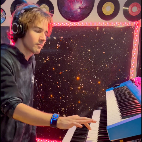 Trippy Land 🎹 Remix