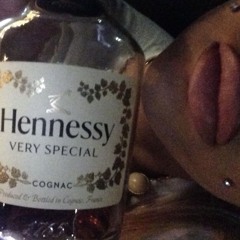 hennessy on her lap
