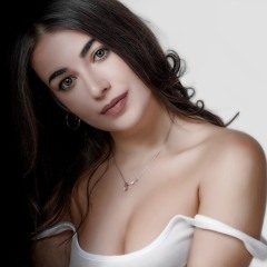 Marnie's Child (16+) - Isla
