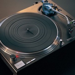 Days of Future Past                                                                   V19 2496 MB Remastered Waves4 bass Sennheiser Snippet Soundcloud