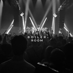 B O | L E R  R O O M