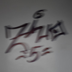 miNimAL555zauo