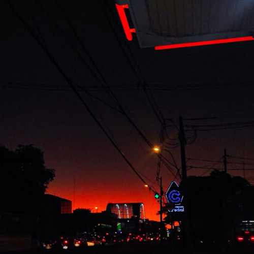 Dave x Drake - BOTTLING UP EMOTIONS