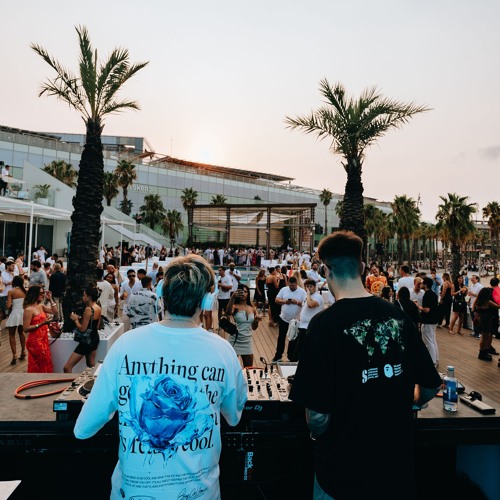 Alex Silva b2b Givio - Wet Deck Summer Series w/ToyTonics