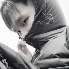 Đừng Ai Nhắc Về Cô Ấy ft Cạn Cả Nước Mắt - Minh Hiếu Remix