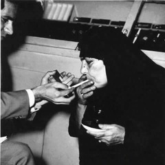 صديقة الملاية - مروا بنا من تمشون