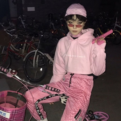 Ƒ 𝐟 ℱ ⓕ 千 ! ⚠️