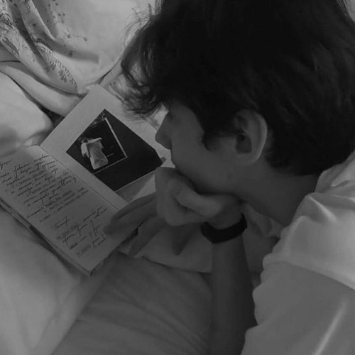 اشوفه يخون قلبي يقولي ما خان