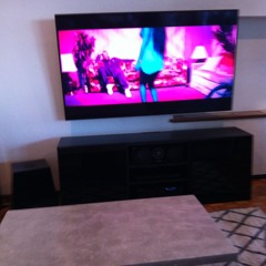 loner (prod. typhelicia)