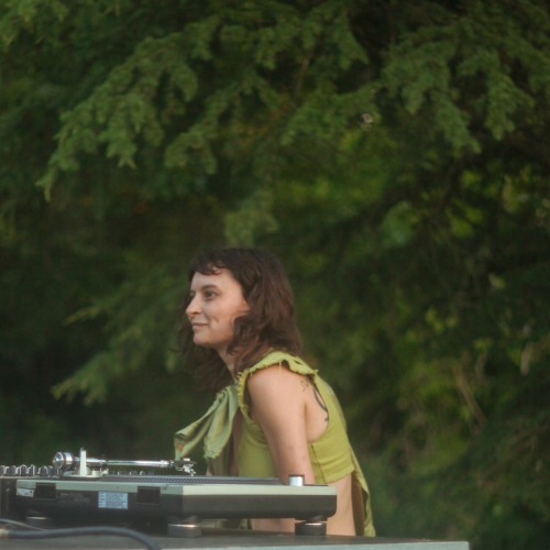 e l e m e n t at Les Siestes 2nd July 2023