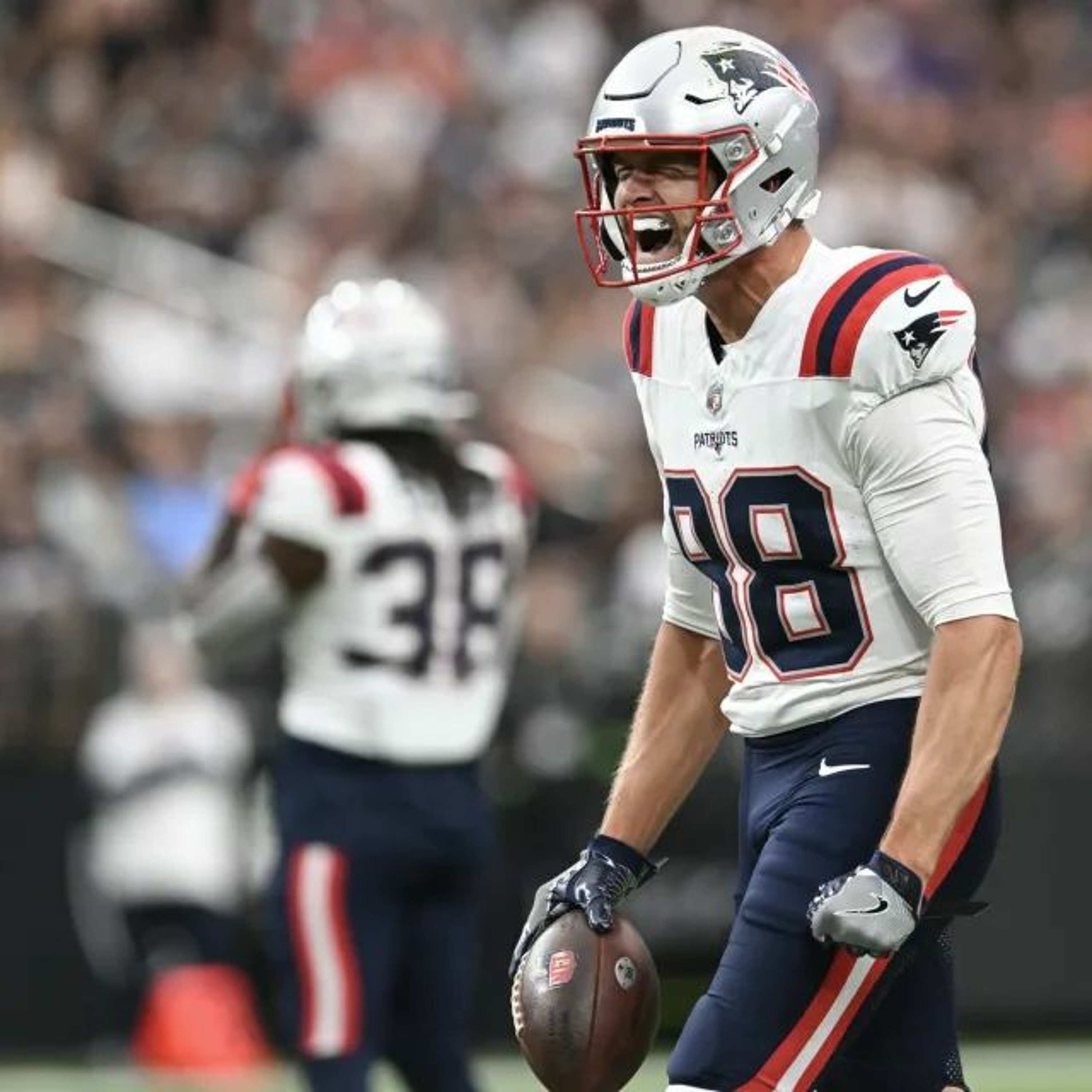 S09E09: I Got the Skills to Outplay the Bills (Week 7 Review + Week 8 Preview) episode artwork