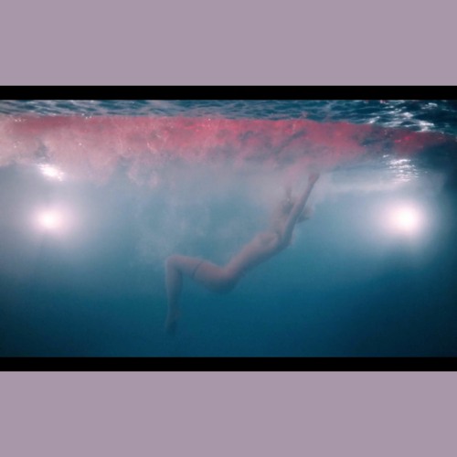 Suki Waterhouse - Good Looking (Stripped)