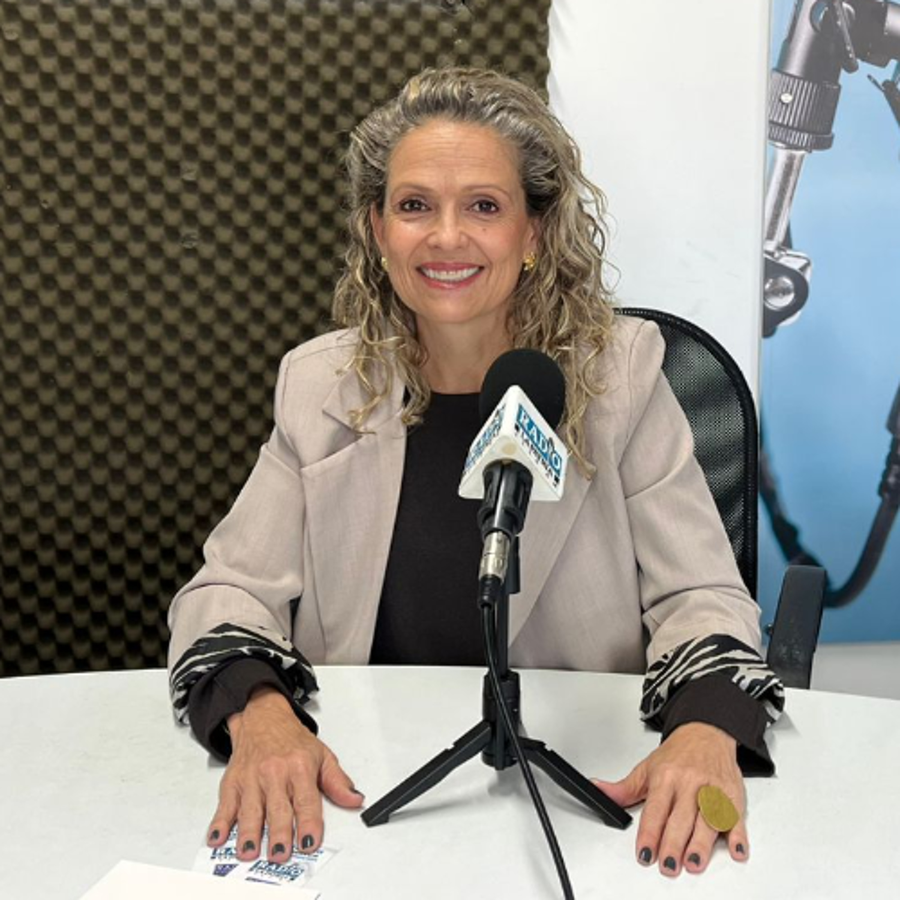 9. Entrevista con Adriana Arango, directora del Ceder episode artwork