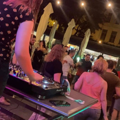 Szeged, Várkert August 1 - Nikky Smith