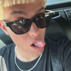 2C B - Glocky (spoiler)