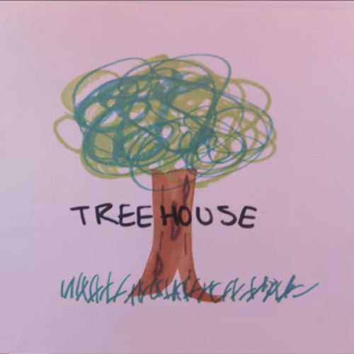 Kelseydog - treehouse