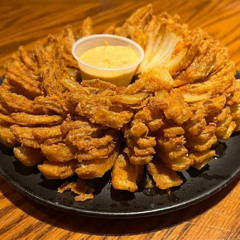 YaketyCAST - Episode 127: Can't Fart on a Bloomin Onion!