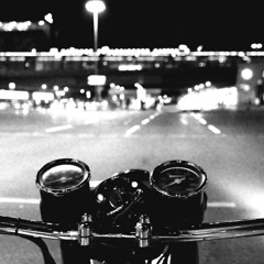 Mit Dem Motorrad Durch Die Nacht