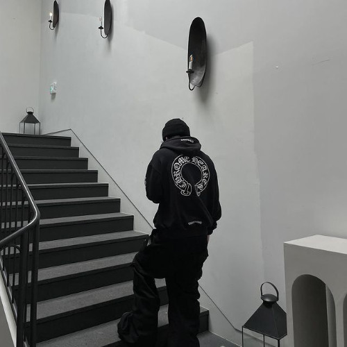 fit pic (prod. loreteller)
