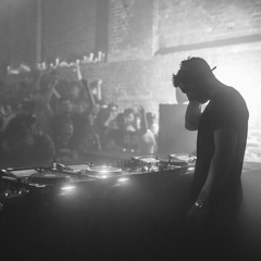 Techno-House & Party Mix using a 99$ DJ Console