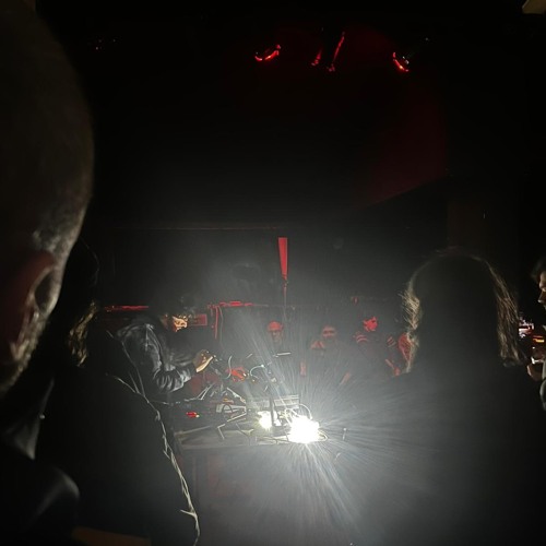 Cracklings (live)