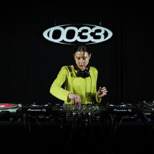 SESSIONS 33 - S1 E11 / BRUM