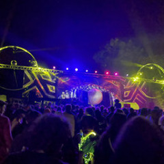 SON QUI TAPPE 🔊💥💥