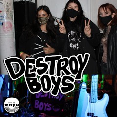 Destroy Boys’ Violet Mayugba : "We are not Riot grrrl"