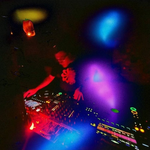 Julian Castles @ Revolver Upstairs (Supermercado Showcase - 27.01.23)