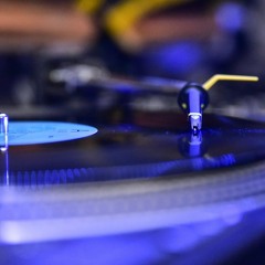 Sundays House Classics mix live on Tick Tok 23 March 2025