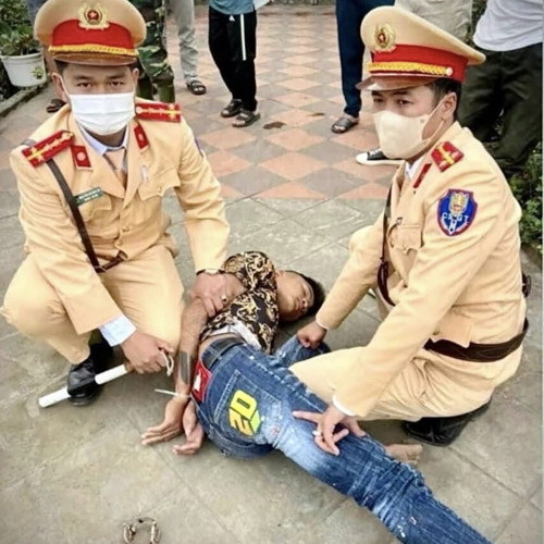 Man On The Mic - Dj Chipxuf