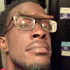 RECORD IN THE CLOSET *FREESTYLE*