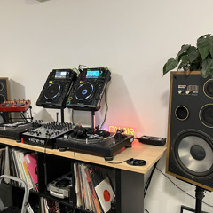 HomeStudio #11 I Minimal Deep