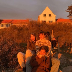 Cake By The Ocean - Musik 1