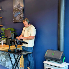 Live coffee house DJ Set at