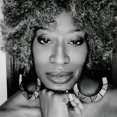 04 Don't Go To Strangers (Cover)