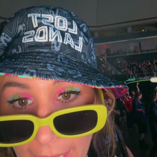 RayChill Mix (my hot wife)