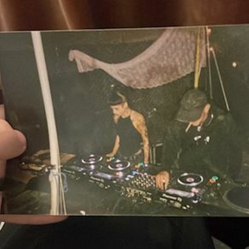 B2 B in love