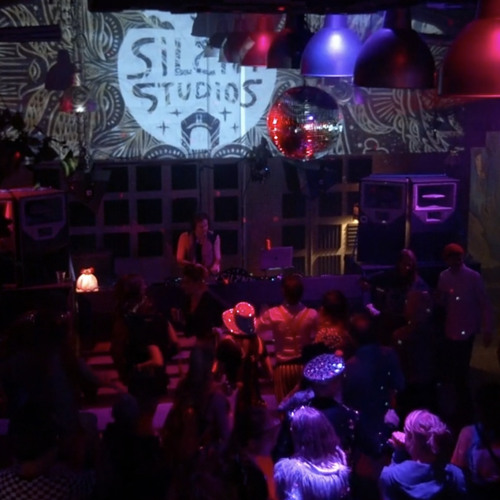 DJ sets and Mixes
